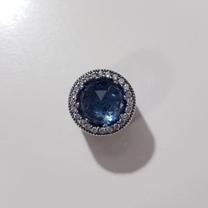 Pandora Sparkling Sky Blue Charm